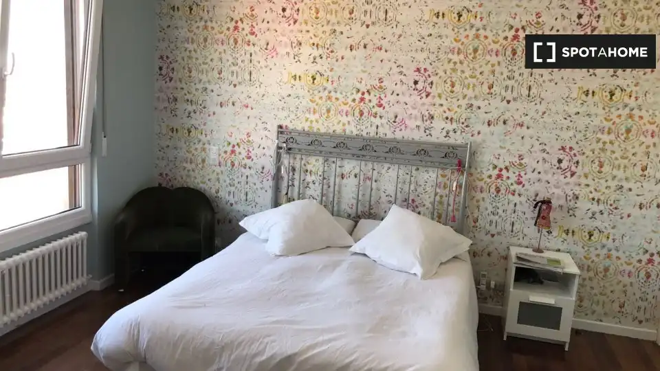 Habitació a Iralabarri