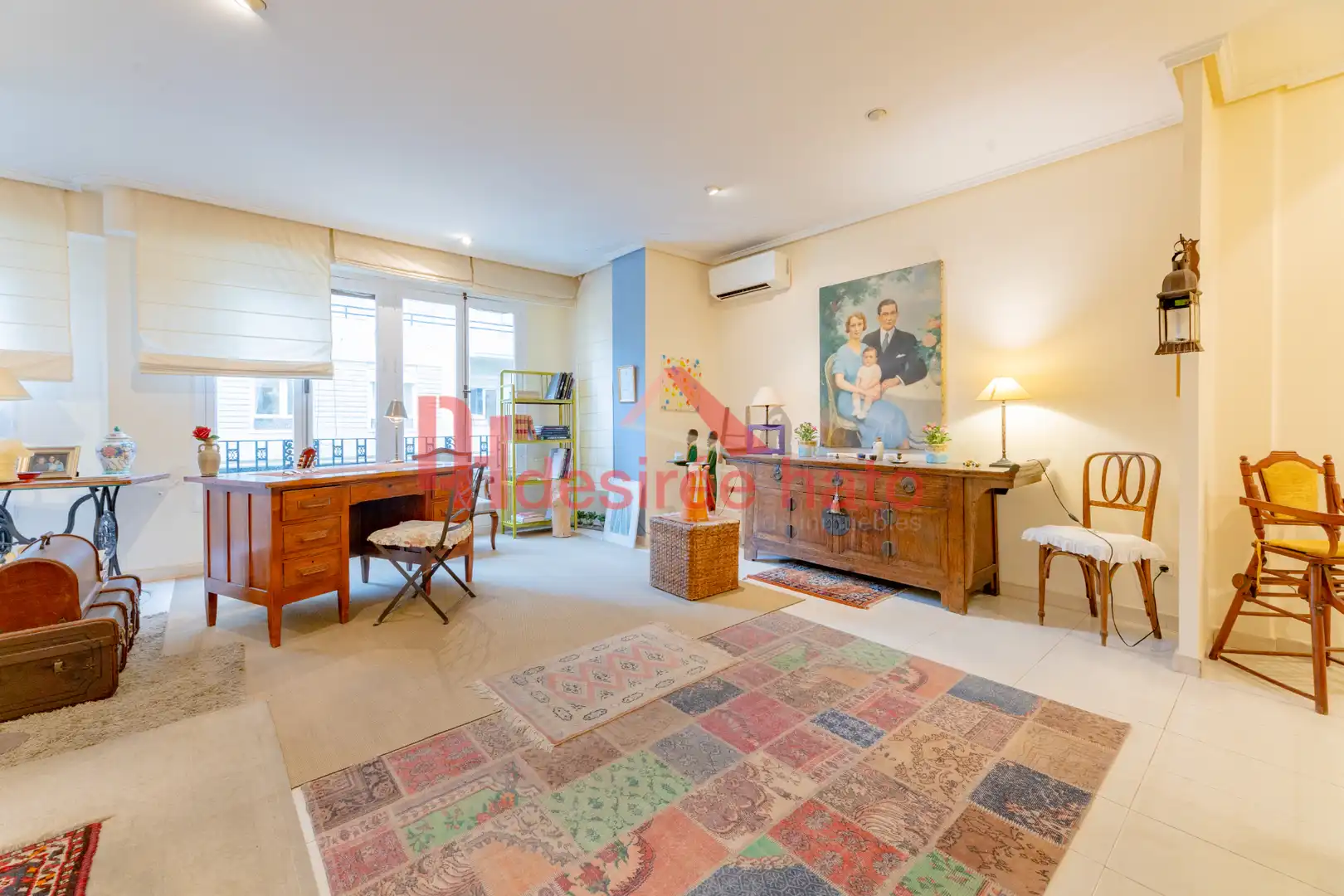 Flat with terrace for sale in Avinguda de María Cristina, imagen 2