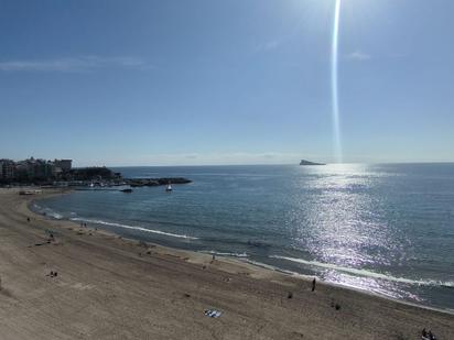 Vista exterior de Apartament en venda en Benidorm amb Aire condicionat, Calefacció i Terrassa