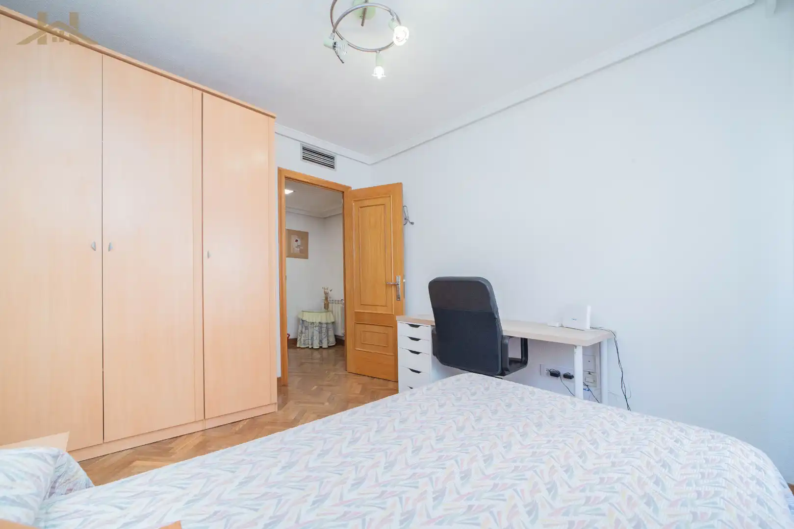 Bedroom of Flat for sale in Leganés  with Heating, Parquet flooring and Furnished