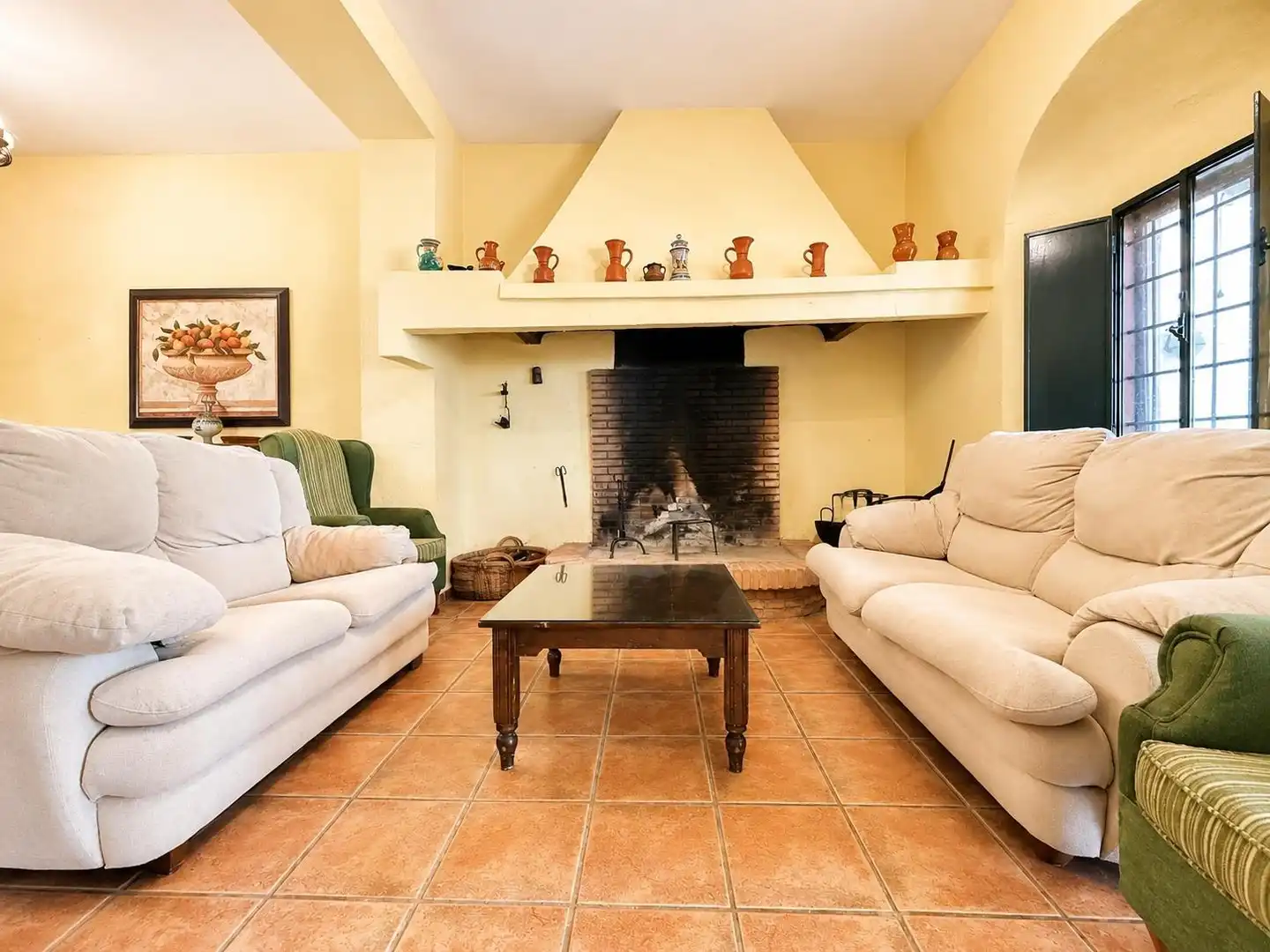 Sala d'estar de Casa o xalet en venda en Montoro amb Jardí privat, Traster i Moblat