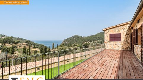 Fantástica finca de nueva construcción con vistas al mar y a la montaña en Estellencs