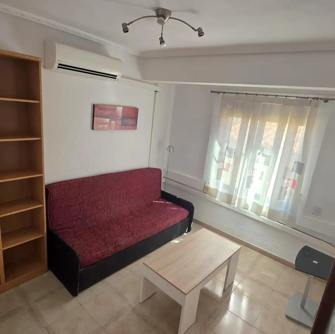 Sala d'estar de Pis en venda en Sagunto / Sagunt amb Aire condicionat, Traster i Moblat