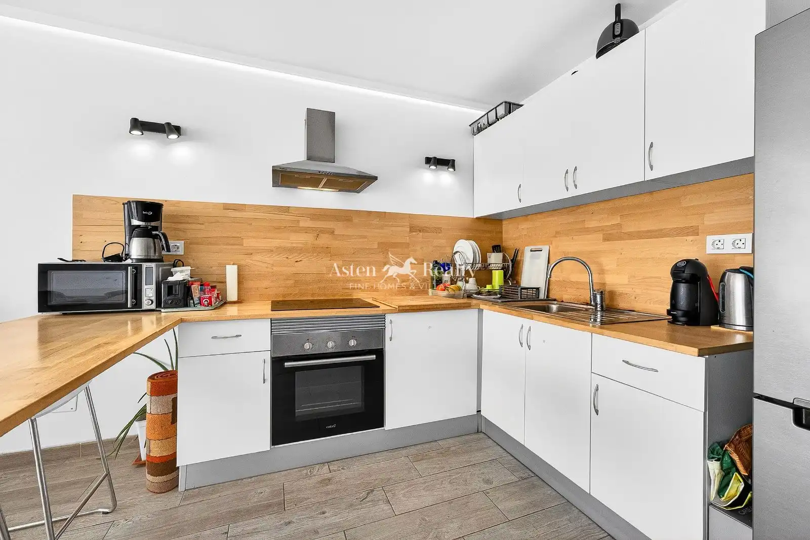 Cocina de Apartamento en venta en Adeje con Terraza, Piscina y Amueblado