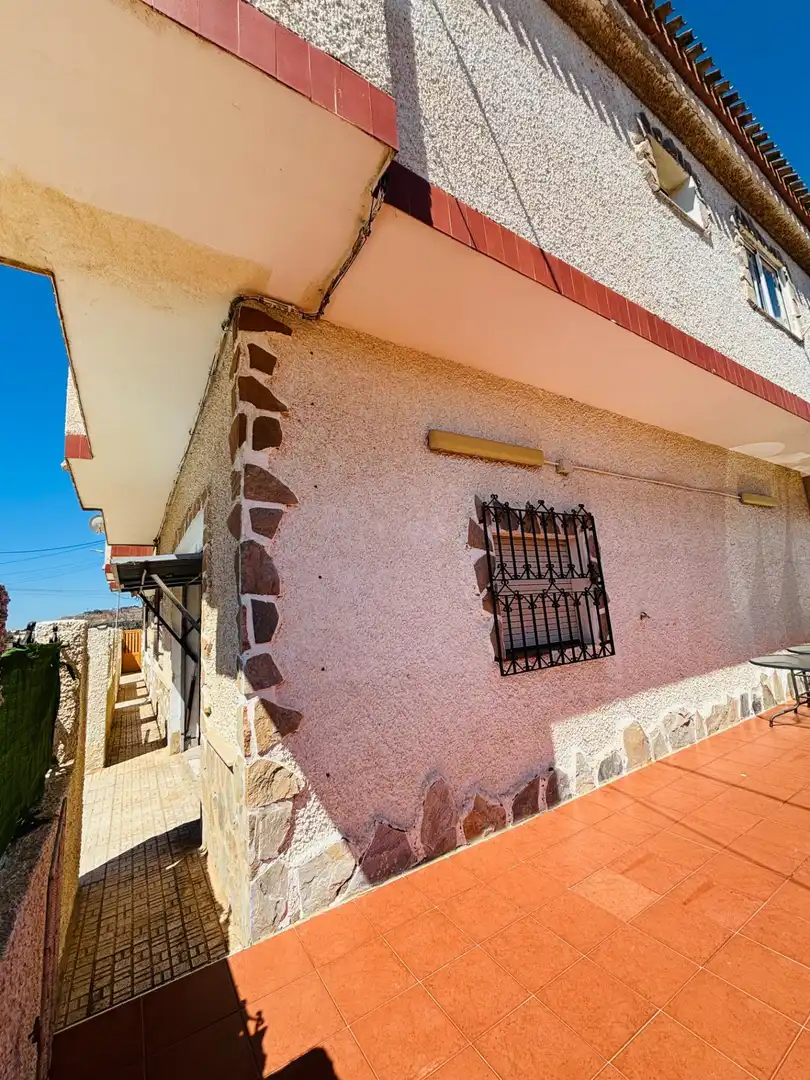 Vista exterior de Casa o xalet en venda en La Unión