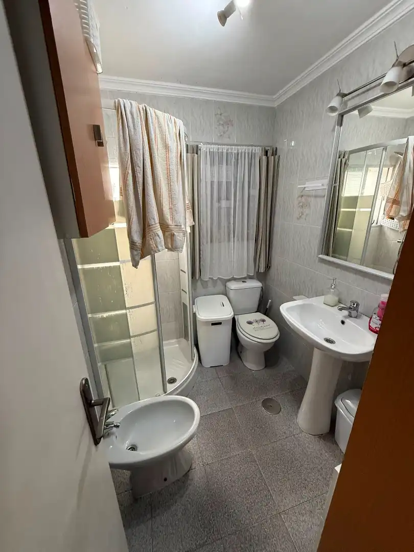 Bathroom of Flat for sale in Huelva  with Furnished, Oven and Washing machine