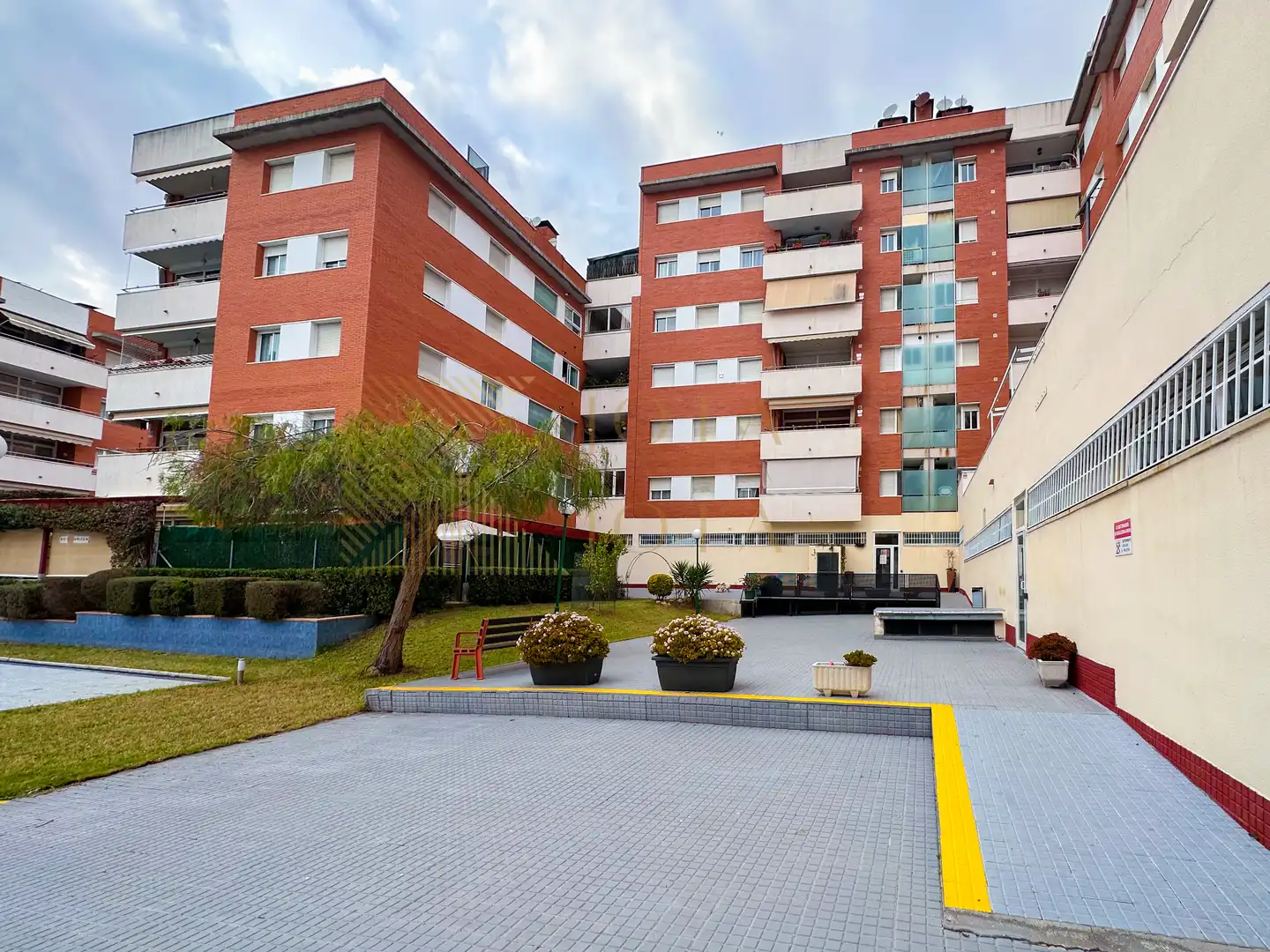 Flat with pool for sale in Avinguda Amèrica 33, imagen 25
