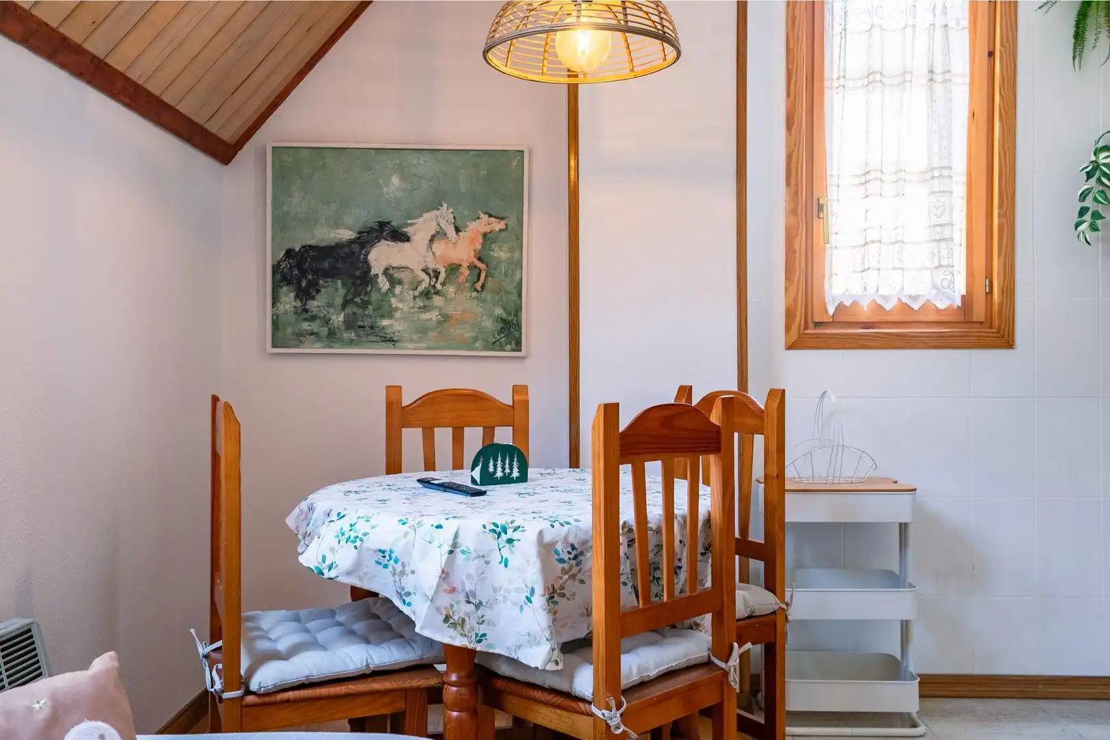 Dining room of Flat for sale in Jaca  with Heating, Parquet flooring and Storage room
