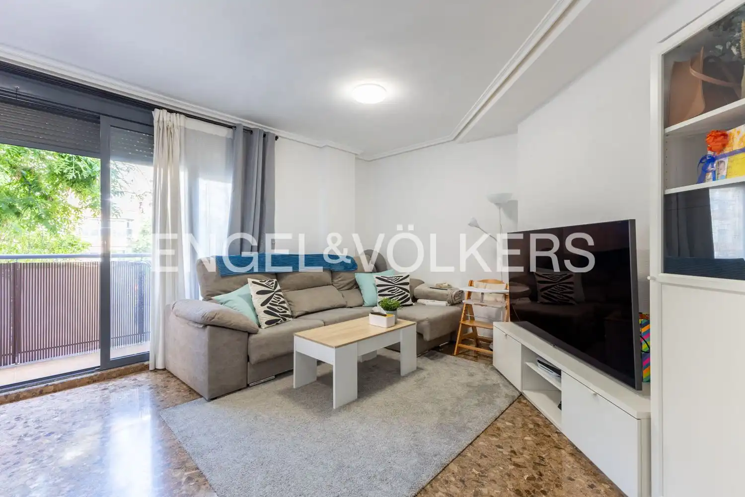 Sala d'estar de Dúplex en venda en Valencia amb Calefacció i Balcó