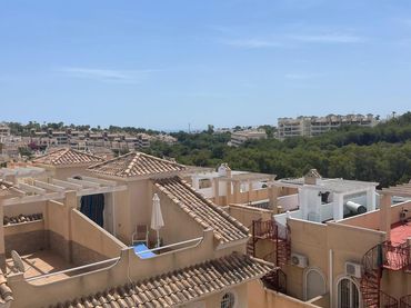 Villa zum Verkauf in Orihuela Costa