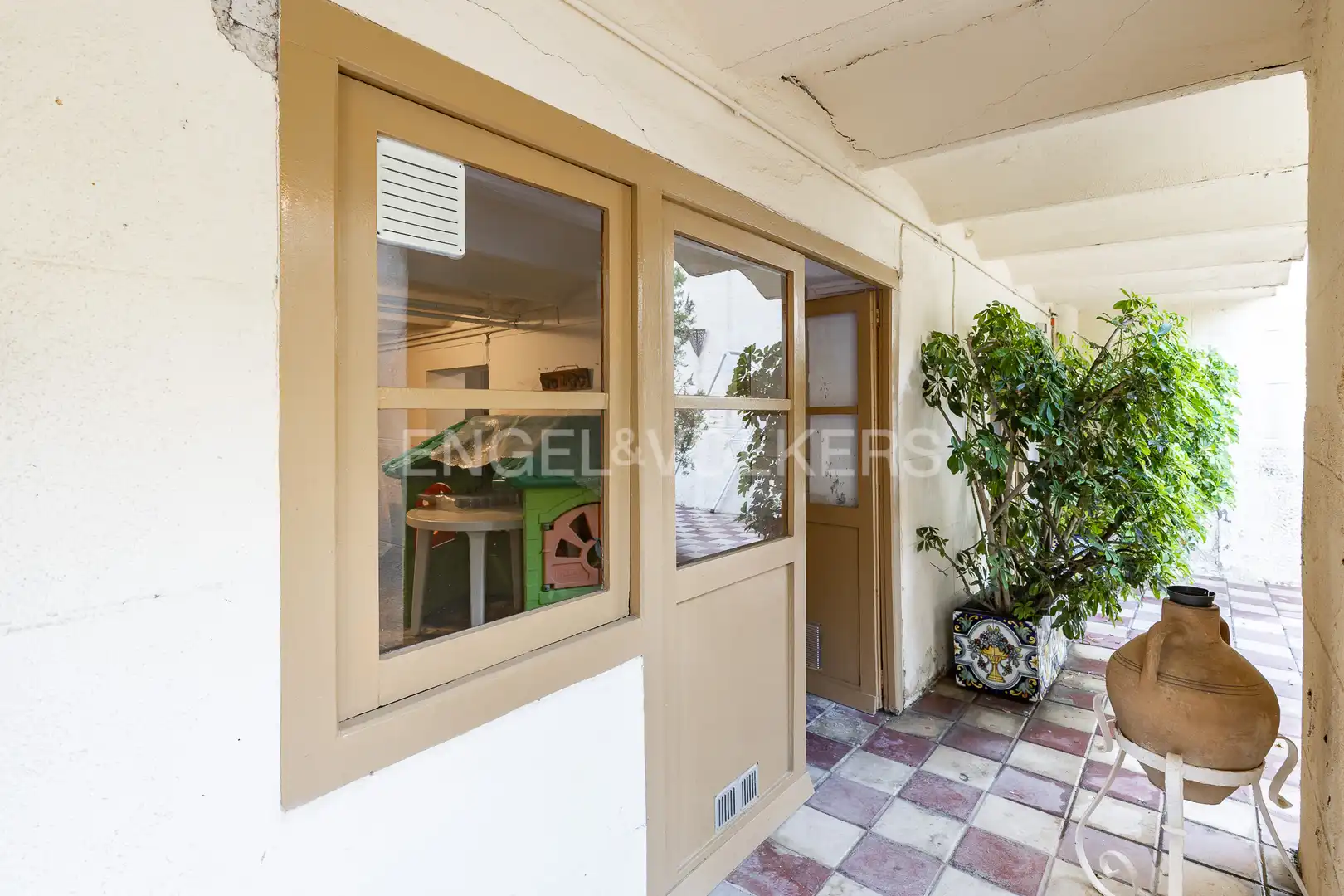 Vista exterior de Casa o xalet de lloguer en Badalona amb Aire condicionat, Calefacció i Jardí privat