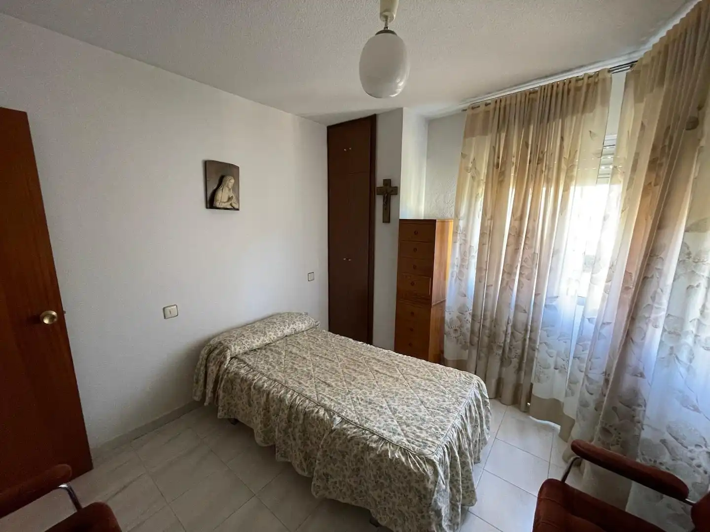 Schlafzimmer von Wohnung zum Verkauf in Arroyo de la Luz mit Klimaanlage, Heizung und Abstellraum