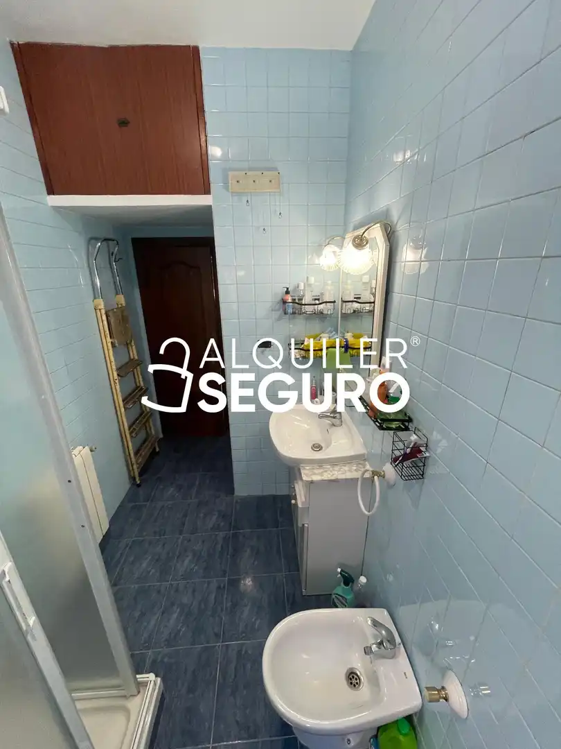 Baño de Piso de alquiler en Carabanchel