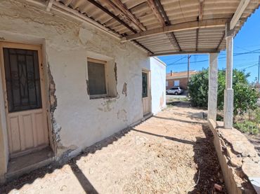 Terreno residencial en venta en Carrer TEROL 45