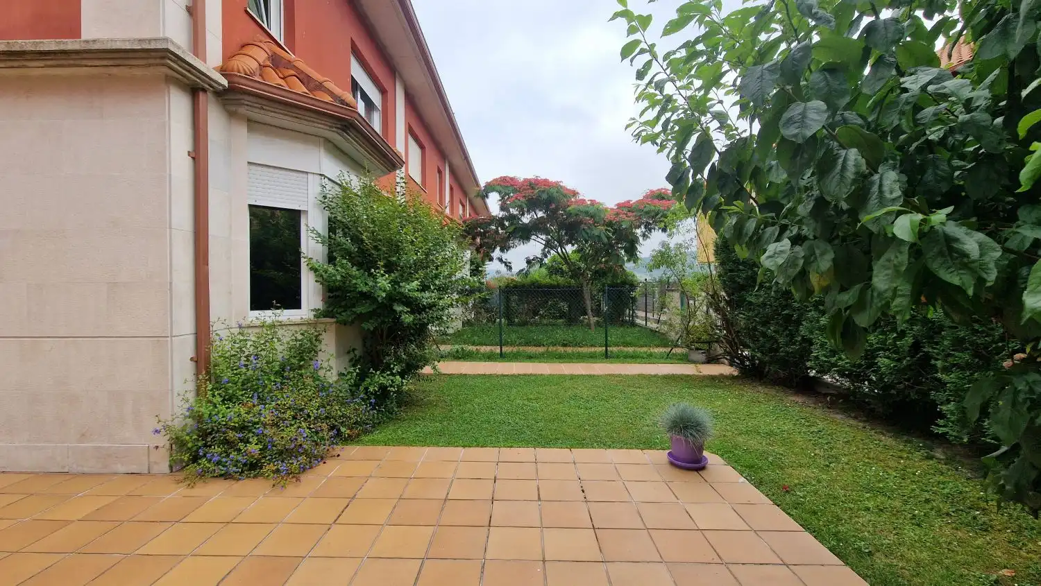 Jardí de Casa o xalet en venda en Piélagos amb Calefacció, Terrassa i Traster