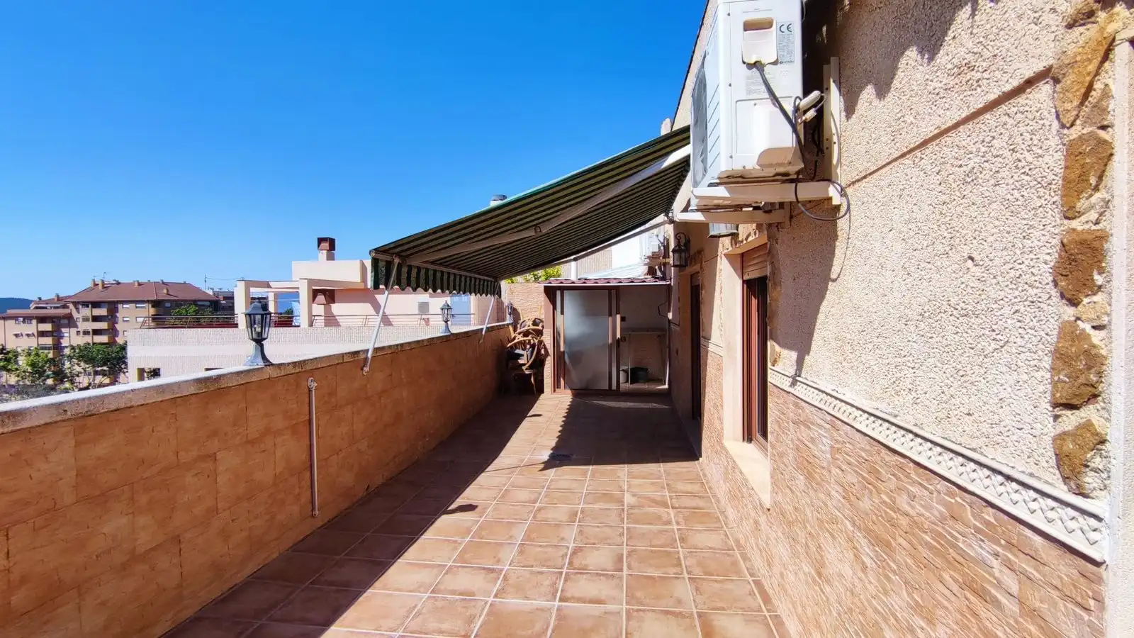 Terraza de Ático en venta en Ibi con Aire acondicionado, Calefacción y Parquet