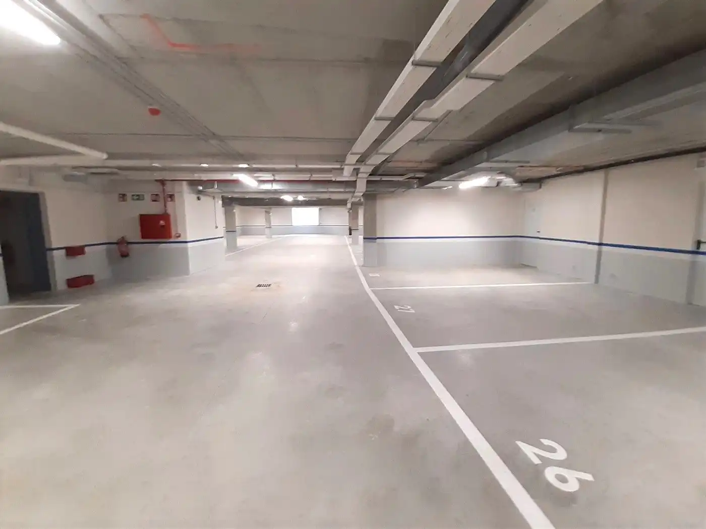 Parking de Piso en venta en Urduliz con Jardín privado, Terraza y Amueblado