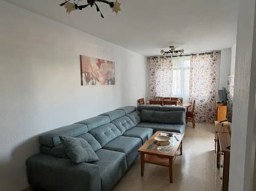 Sala d'estar de Pis en venda en Torremolinos amb Aire condicionat, Terrassa i Balcó