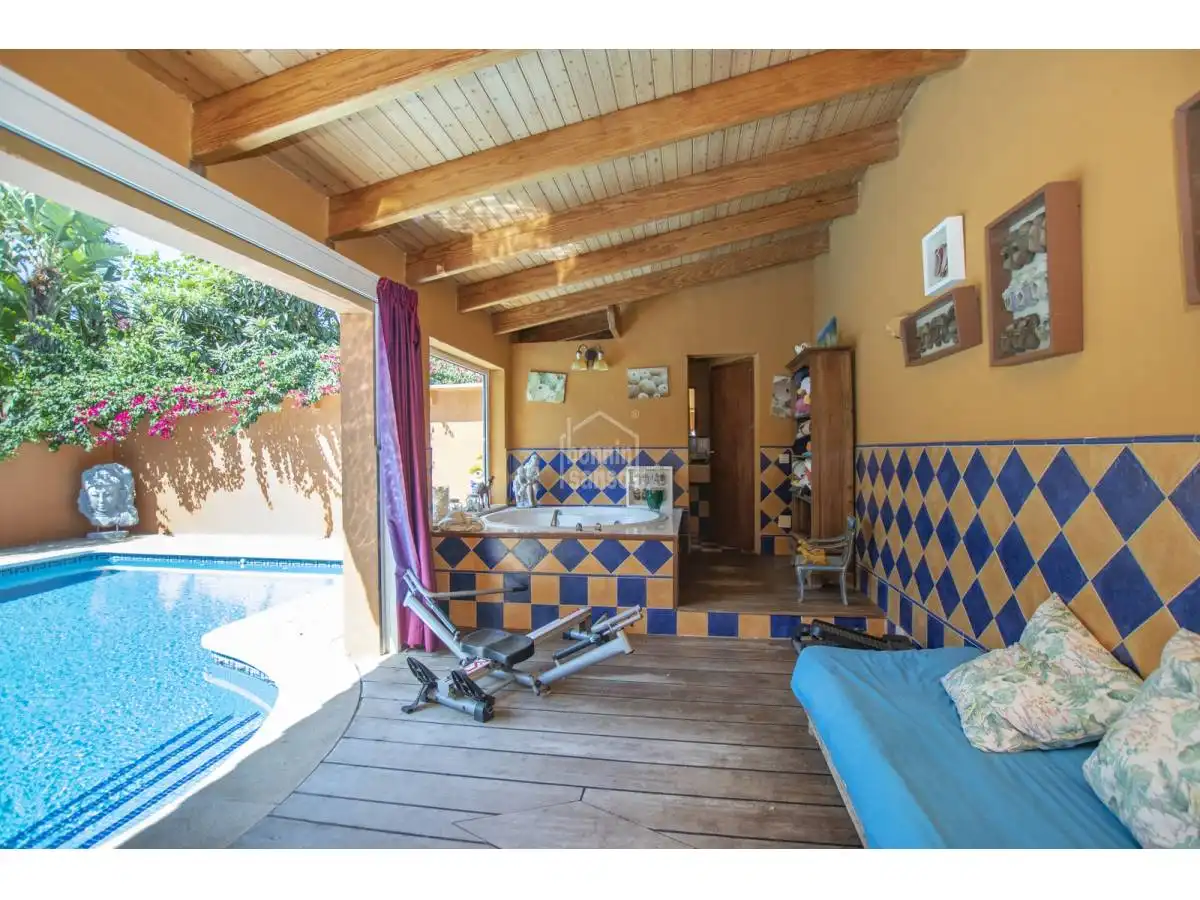 Casa rústica amb piscina en venda a Llucmaçanes, imagen 48