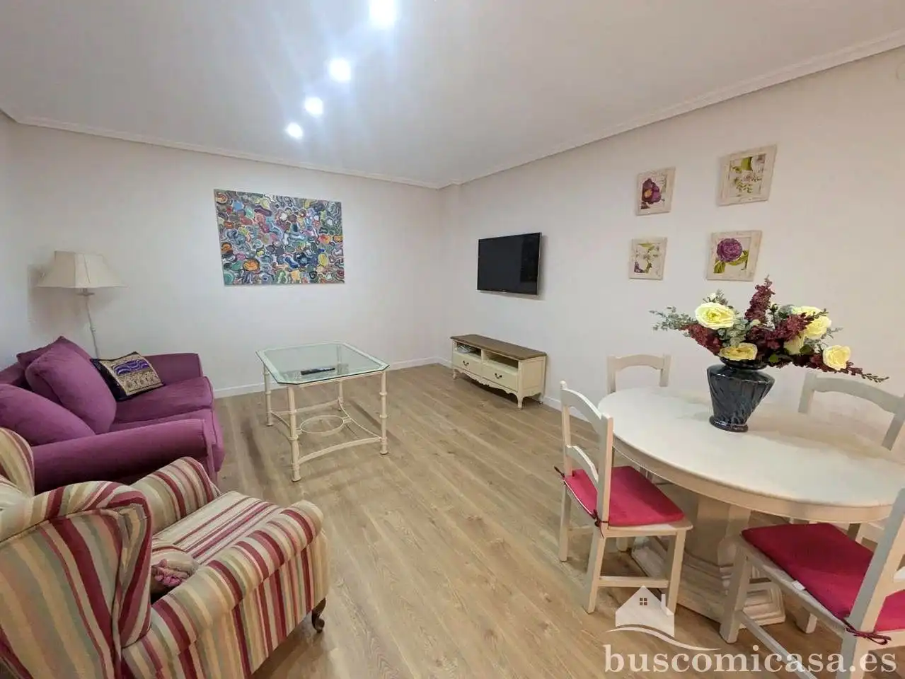 Flat for rent in Calle Canalejas, Centro ciudad
