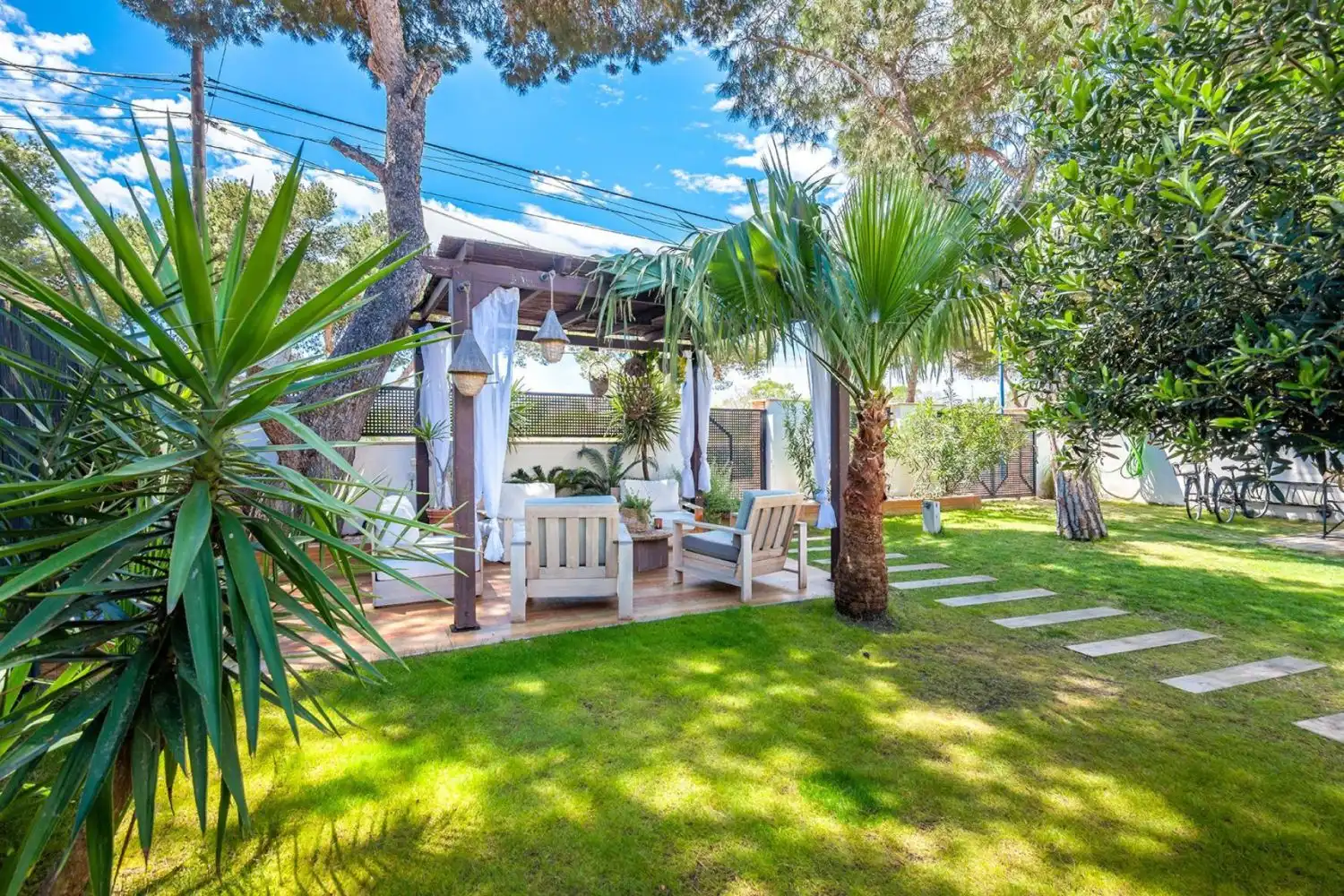 Jardín de Casa adosada en venta en Orihuela con Jardín privado, Terraza y Trastero