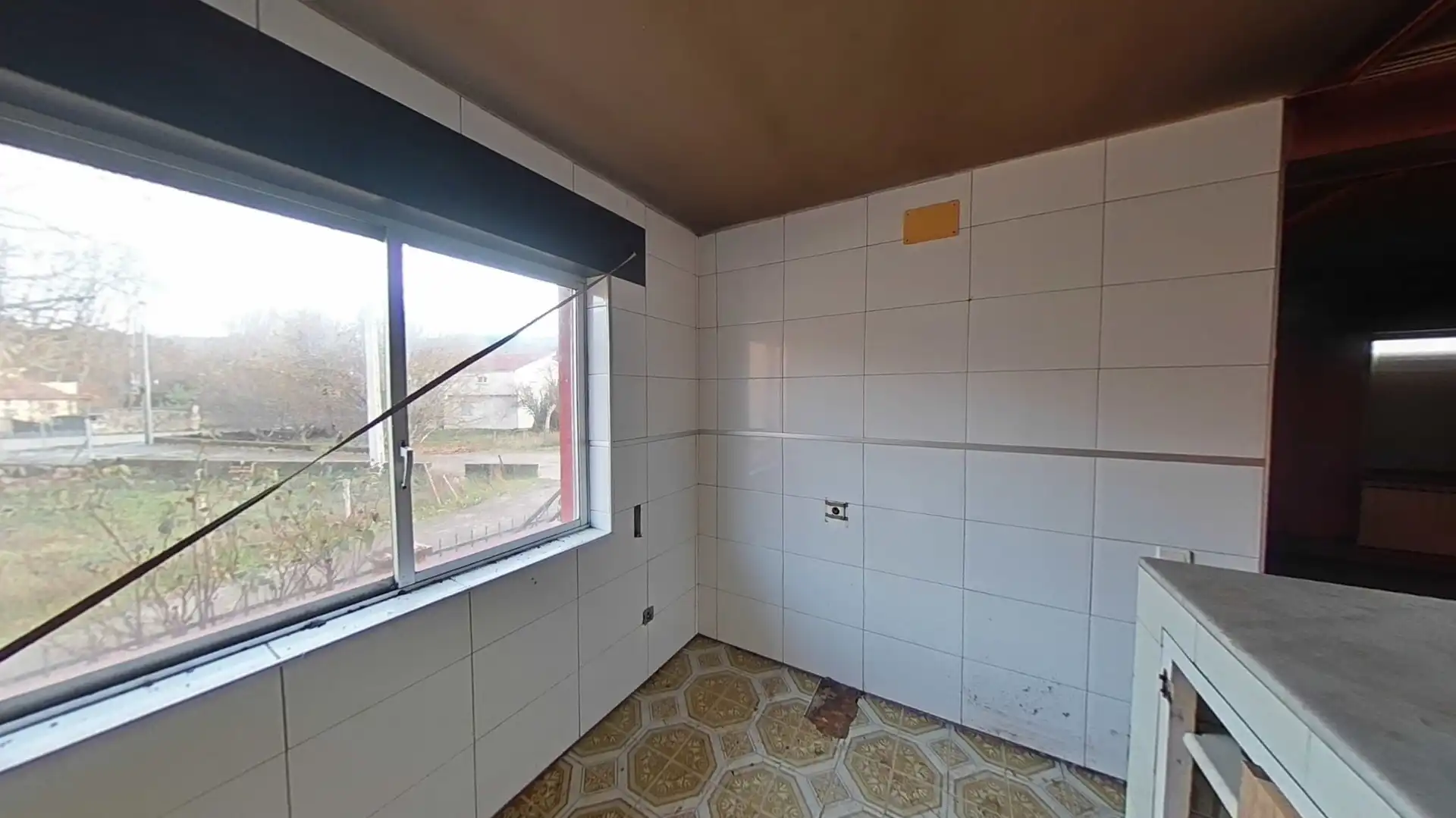 Kitchen of Houses for sale in Valdesamario