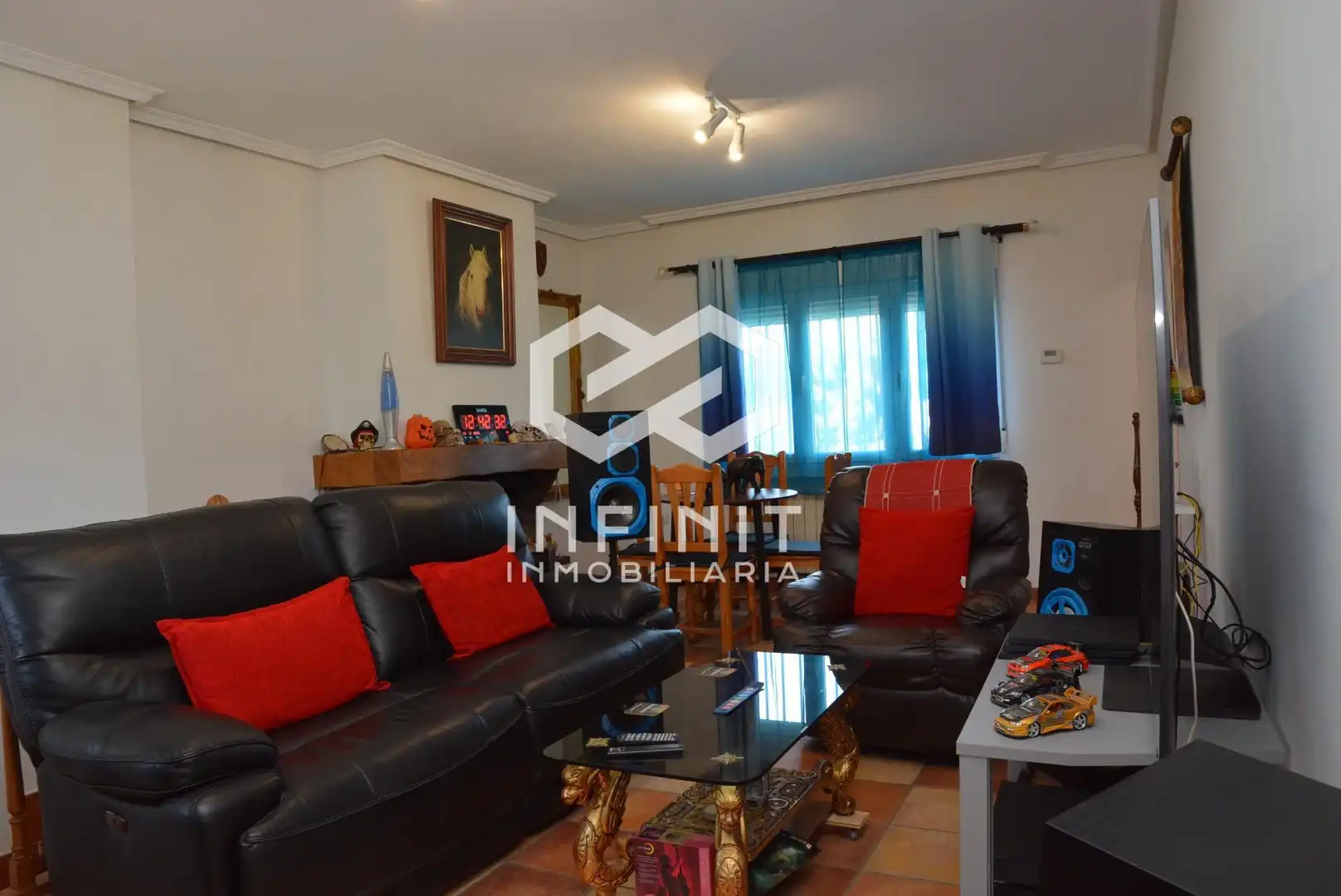 Sala de estar de Casa o chalet en venta en Valdeaveruelo con Calefacción, Jardín privado y Terraza