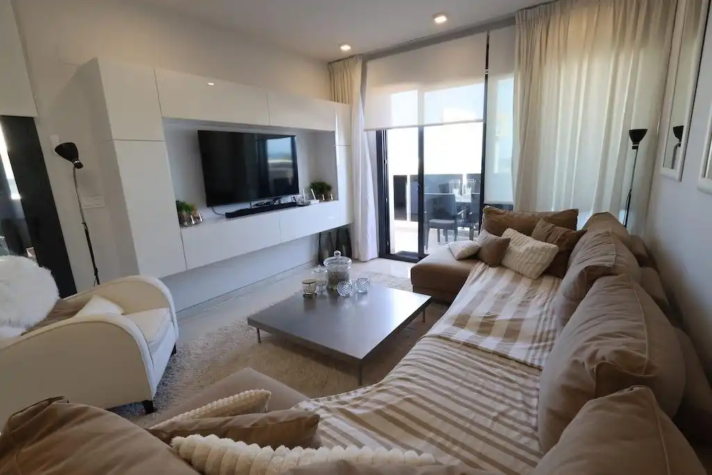 Sala d'estar de Apartament en venda en Orihuela amb Aire condicionat, Traster i Piscina