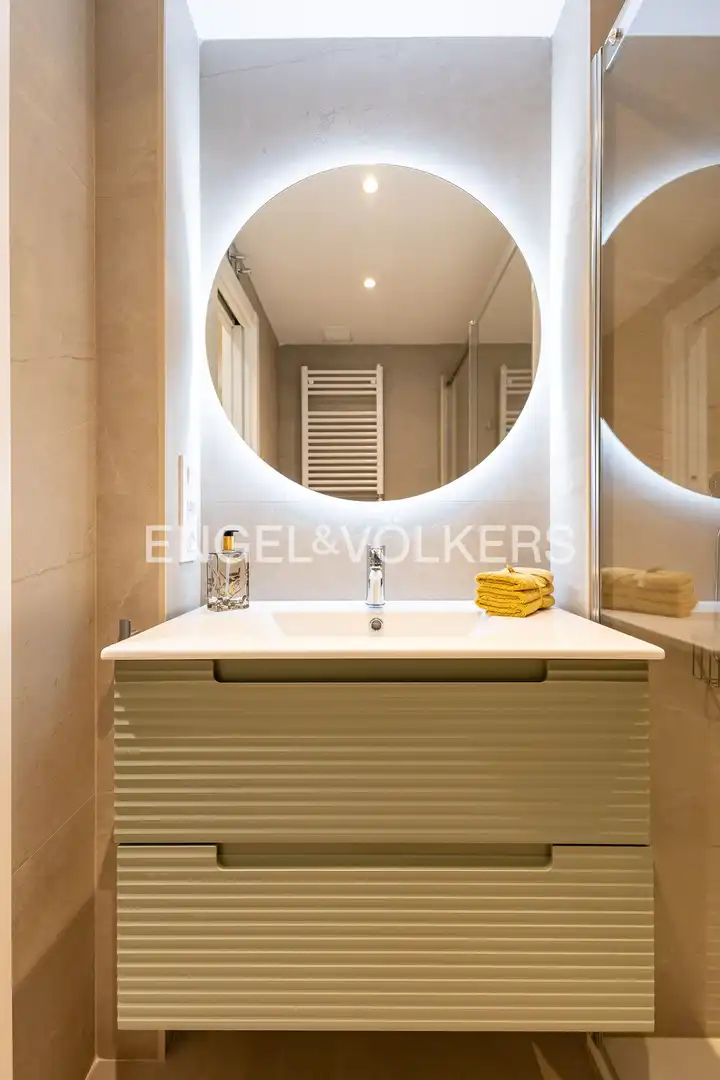 Baño de Piso en venta en Madrid con Aire acondicionado, Calefacción y Amueblado