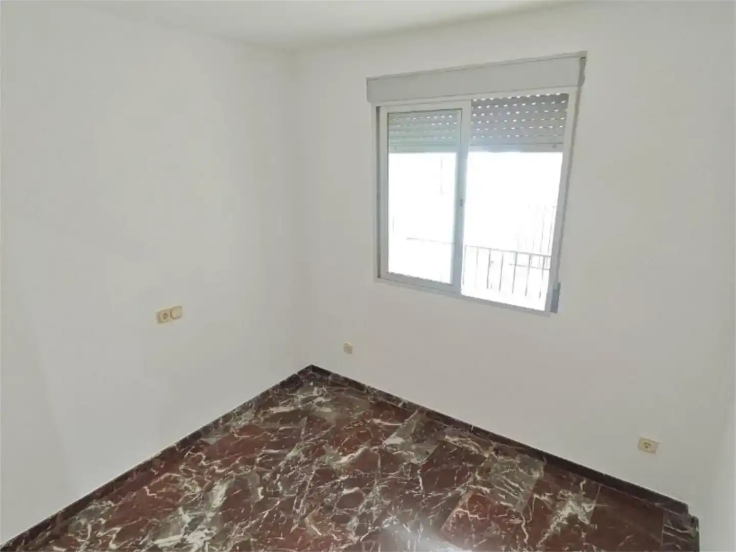 Habitación de Piso en venta en Villa del Río con Balcón