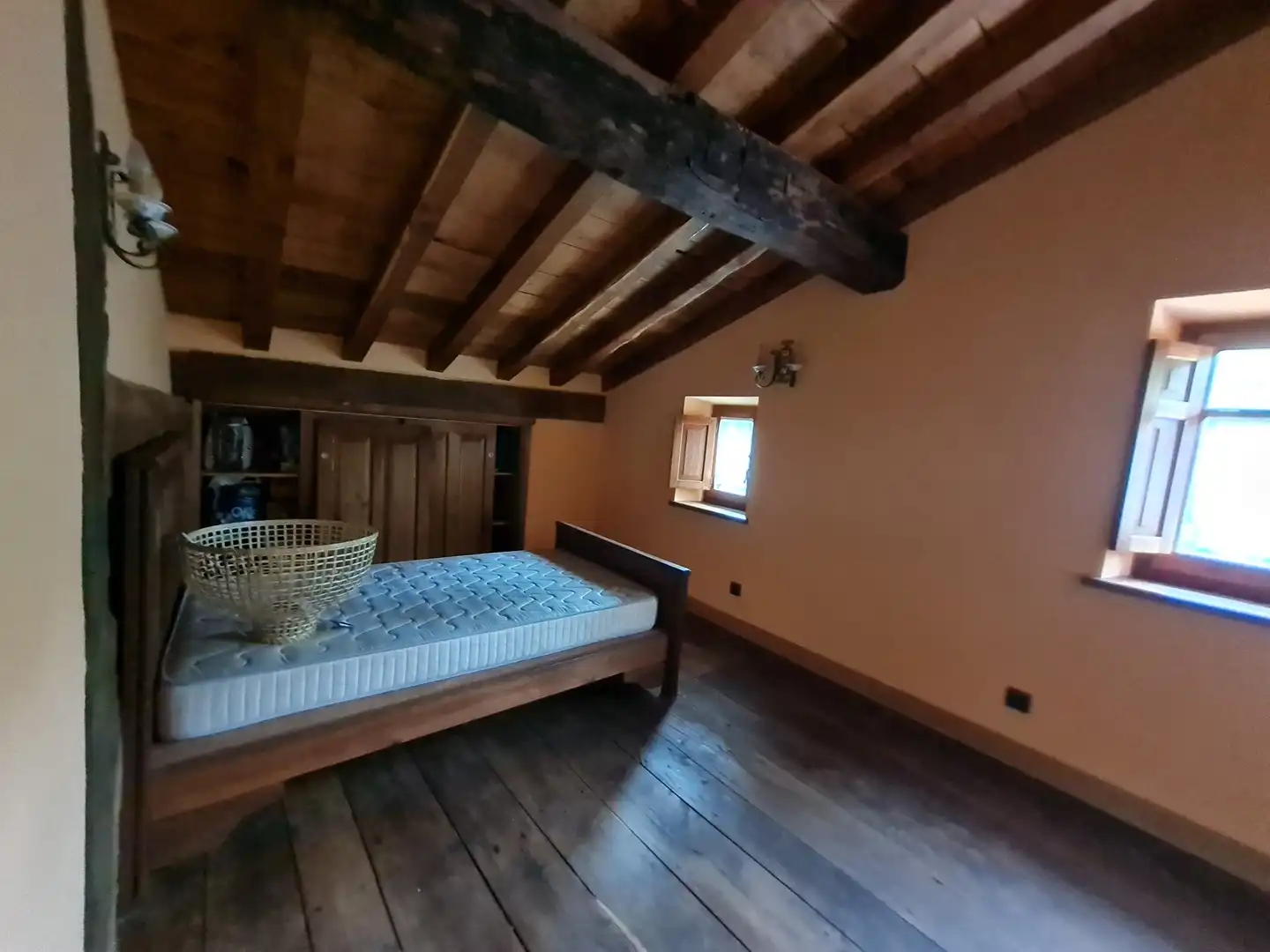 Bedroom of Detached homes for sale in Aramaio