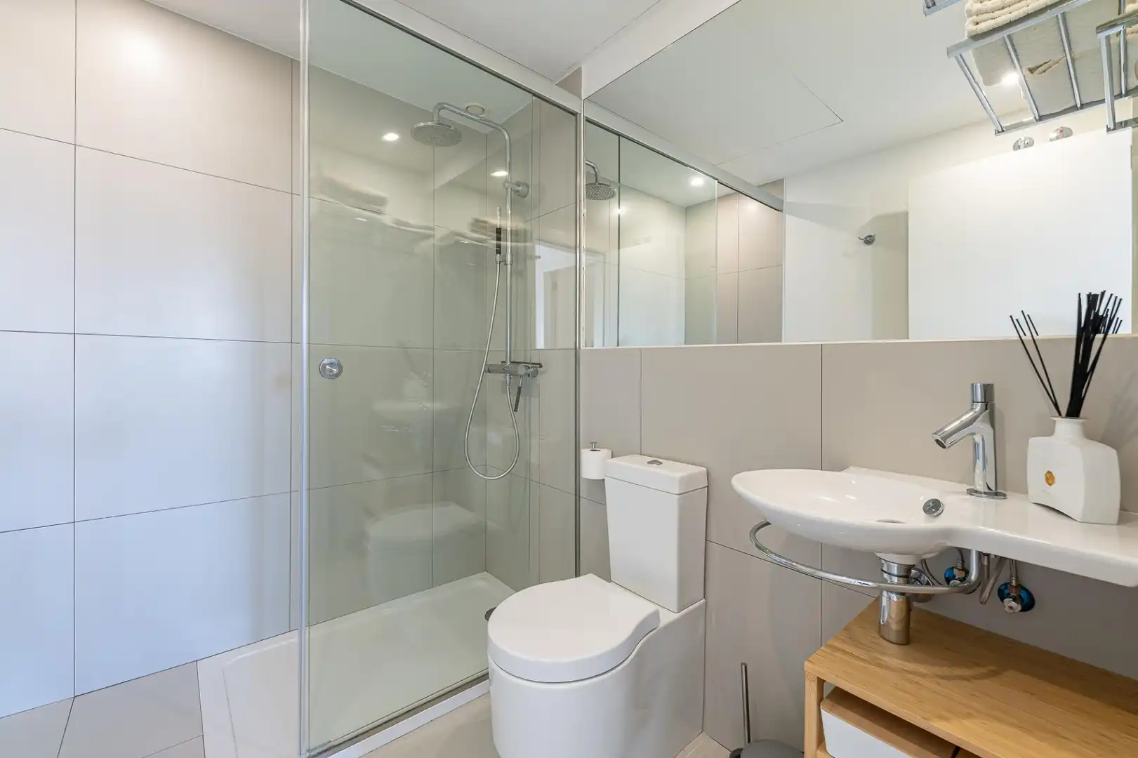 Bany de Apartament en venda en Benalmádena amb Aire condicionat, Calefacció i Terrassa
