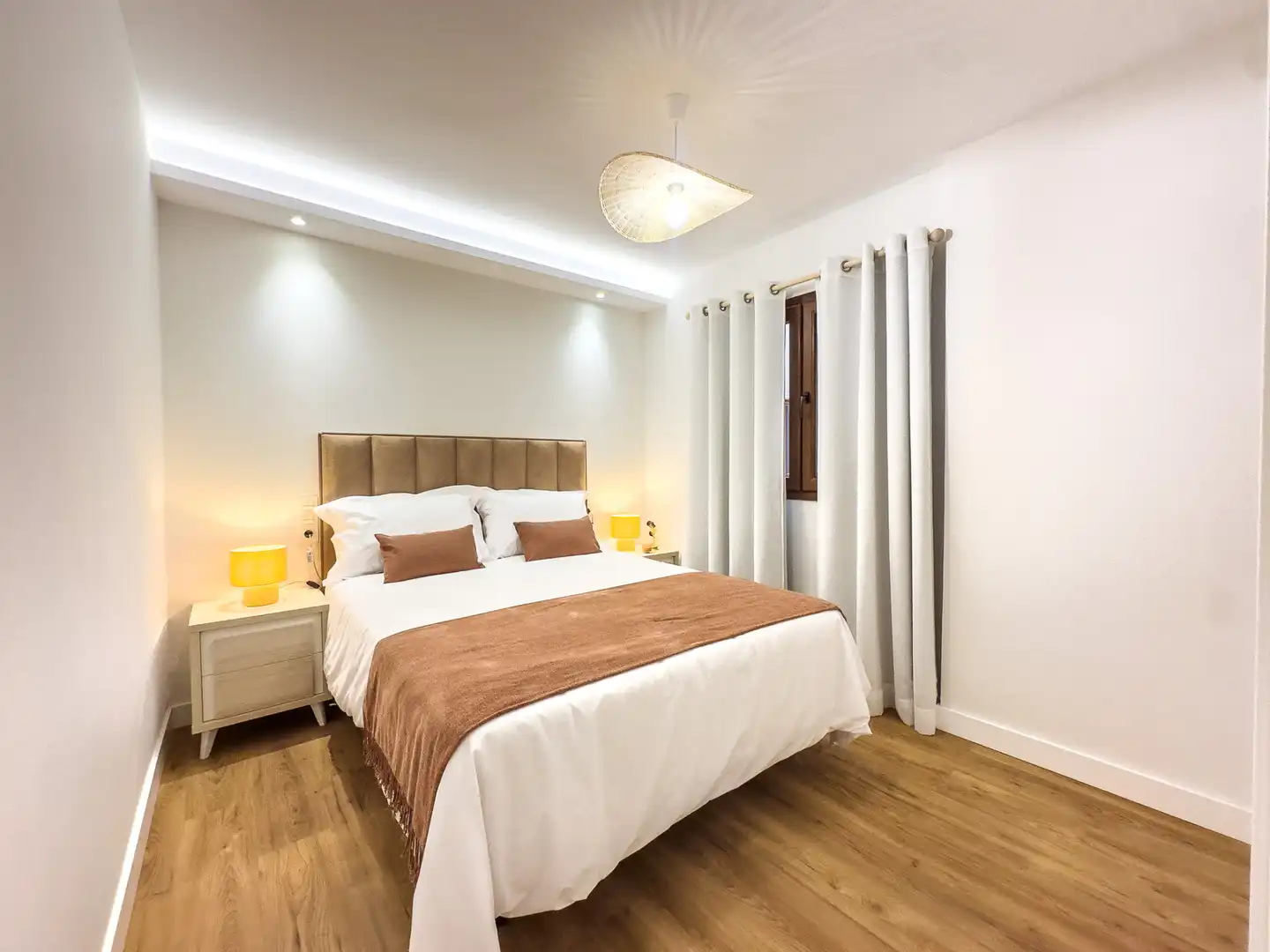 Dormitori de Apartament en venda en Puerto de la Duquesa