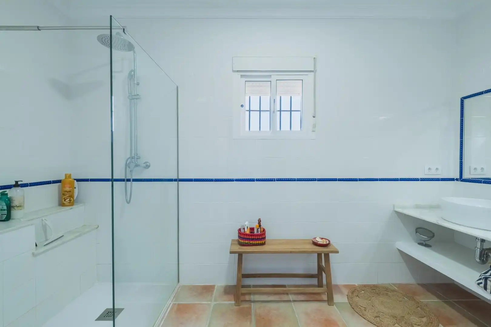 Bathroom of Country homes for sale in Barbate  with Private garden, Terrace and Storage room