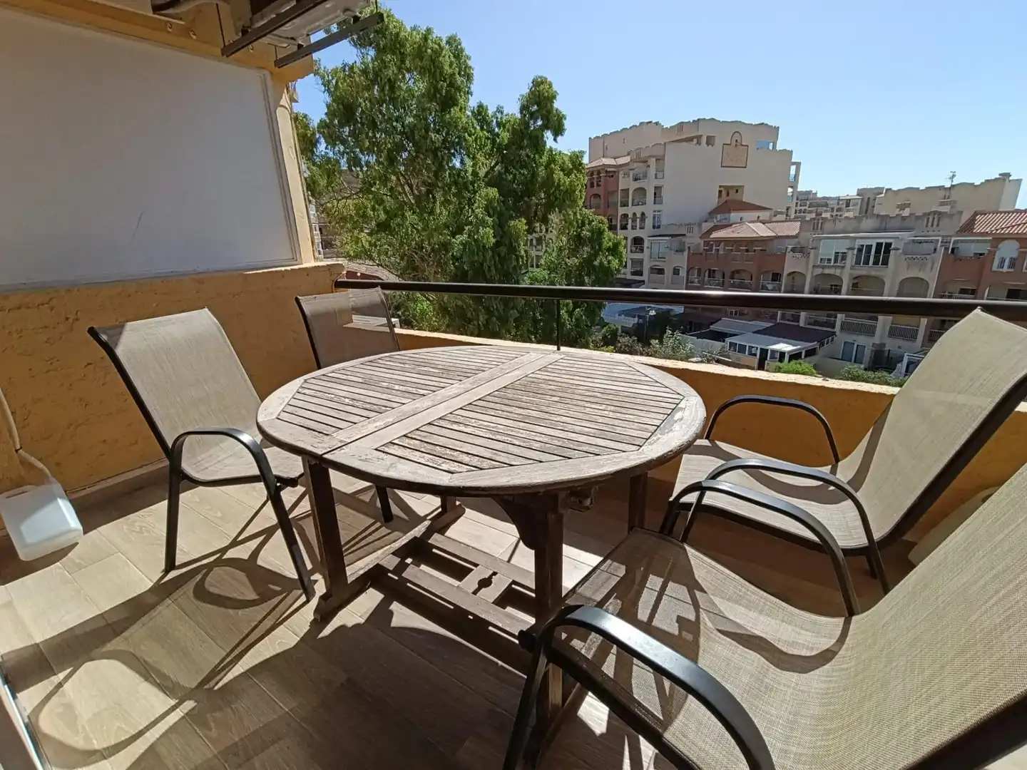 Terrassa de Pis de lloguer en El Ejido amb Aire condicionat, Terrassa i Moblat