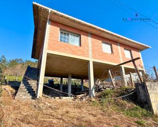 Exterior view of House or chalet for sale in Vila de Cruces