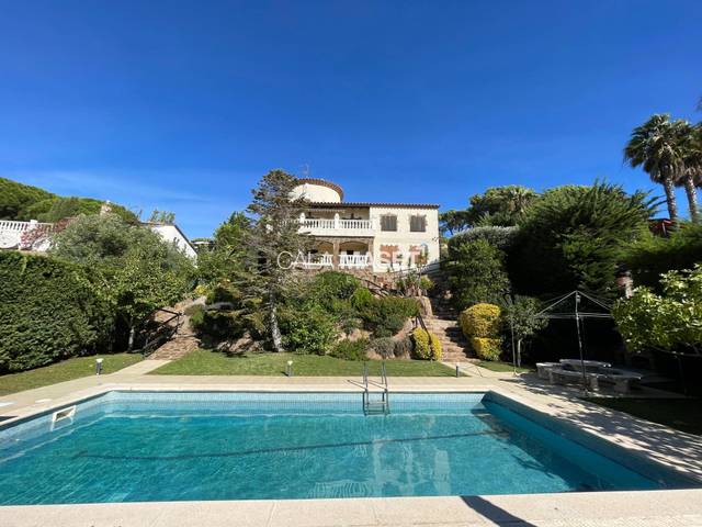 Casa-chalet en Venta en Begur en Torre Valentina - Mas Vilar de La Mutxada - Treumal