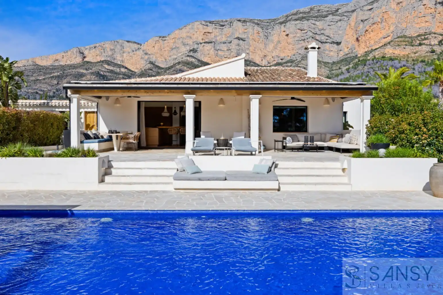 Detached house with pool for sale in El Montgó, imagen 25