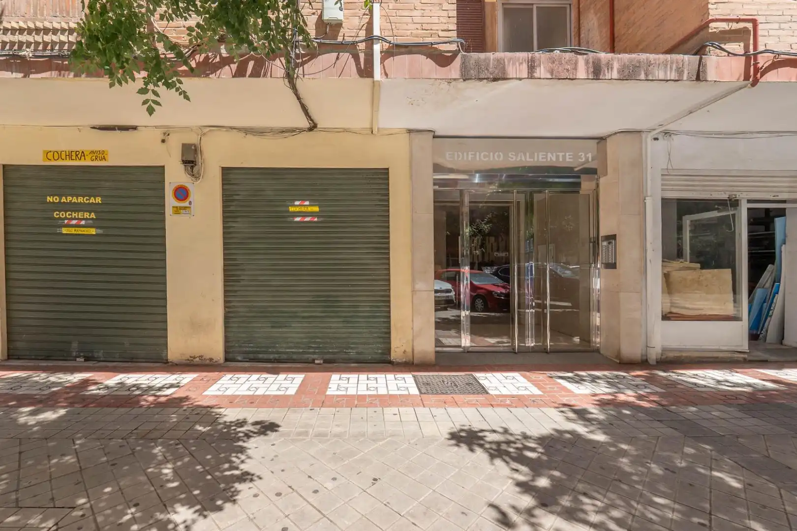 Außenansicht von Wohnung zur Miete in Granada mit Heizung und Möbliert