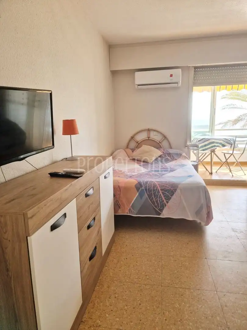 Flat with lift to rent in Carrer Pinós, imagen 4