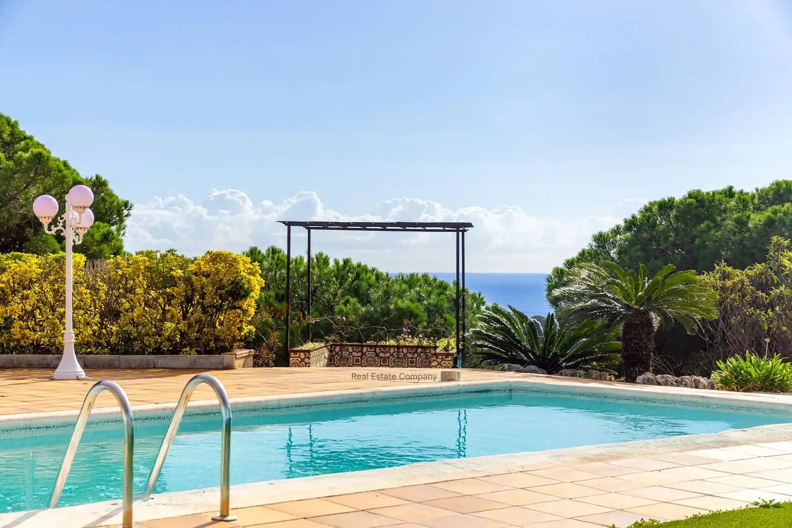 Swimming pool of Houses for sale in Mataró  with Air Conditioner, Heating and Terrace