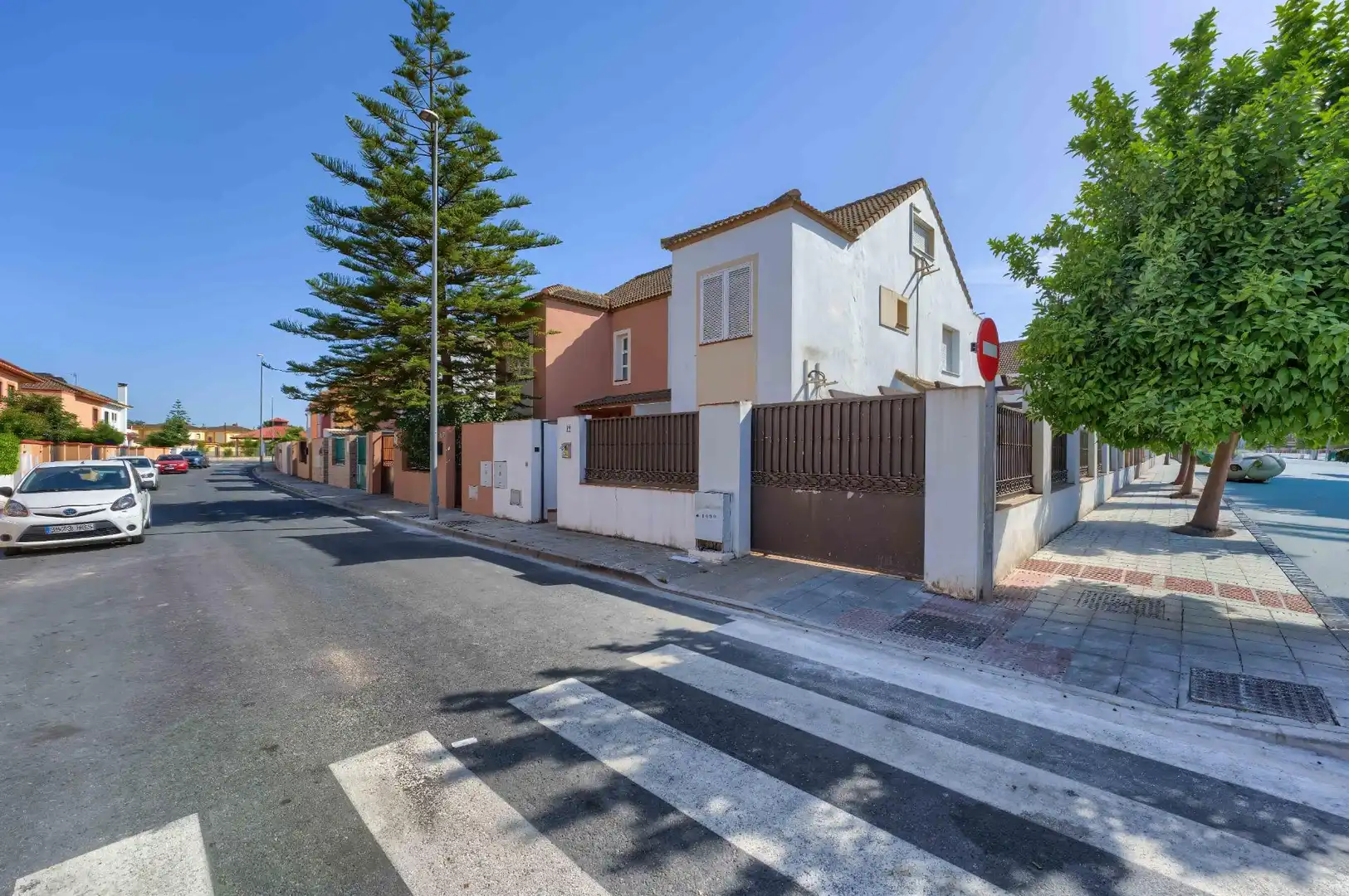 Exterior view of Houses for sale in Coria del Río  with Private garden and Terrace