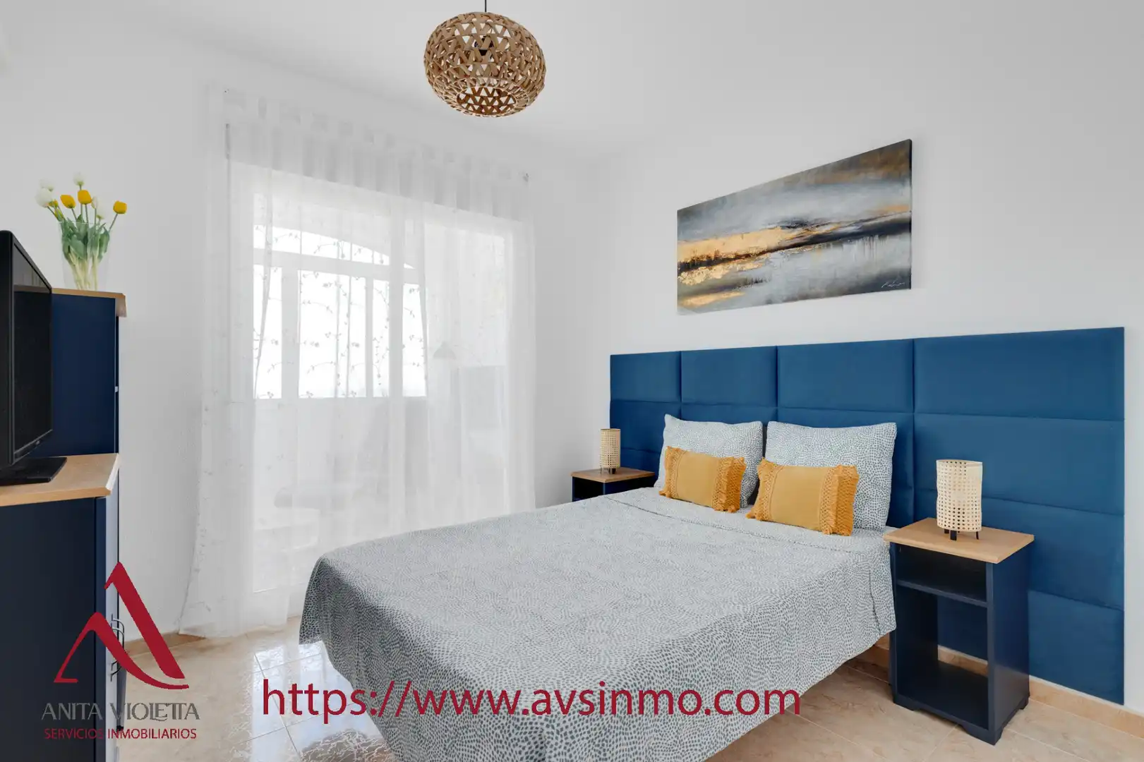 Dormitori de Apartament de lloguer en Torrevieja amb Aire condicionat, Moblat i Forn