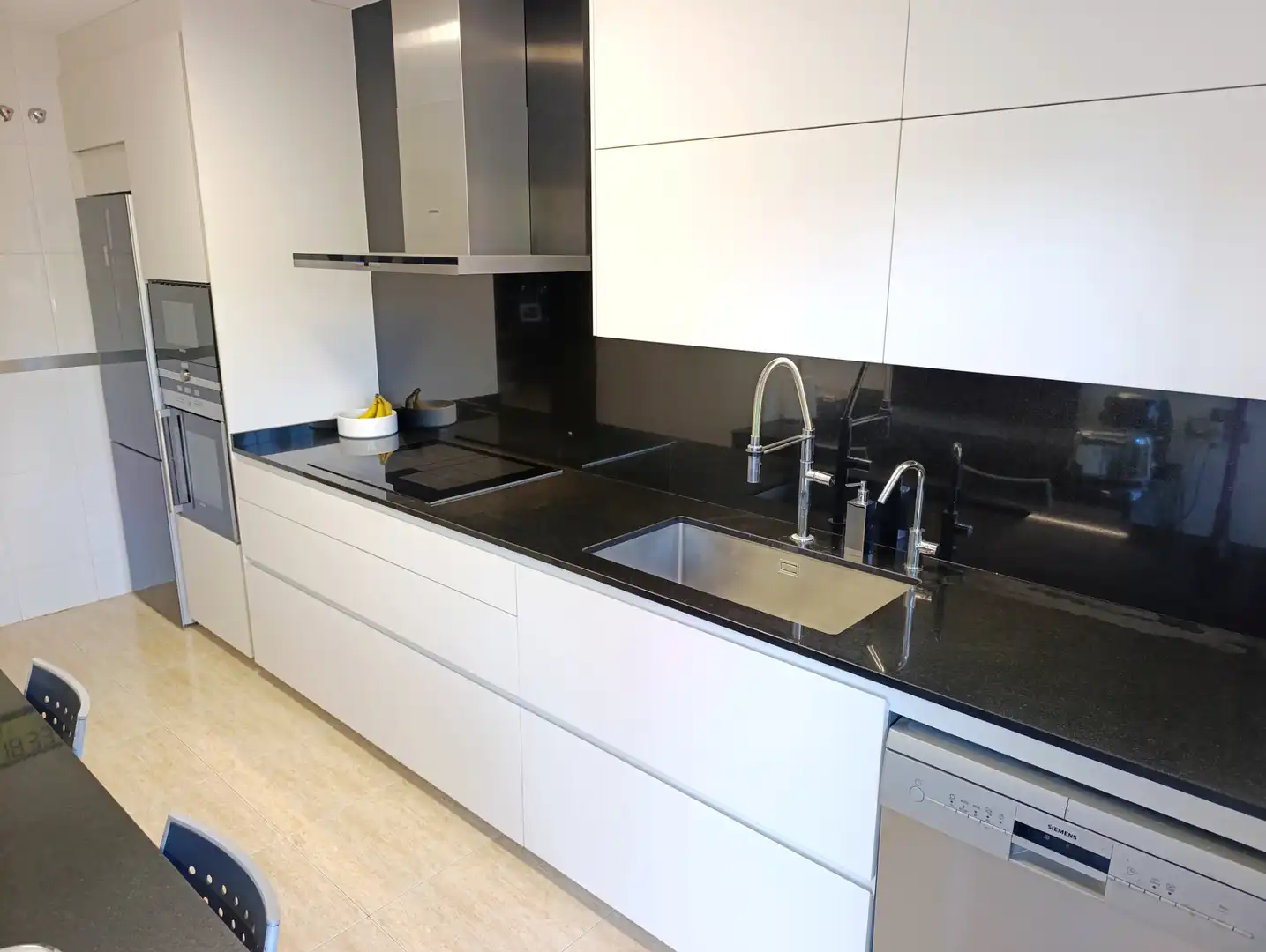 Cocina de Casa o chalet en venta en Pineda de Mar con Aire acondicionado, Calefacción y Jardín privado