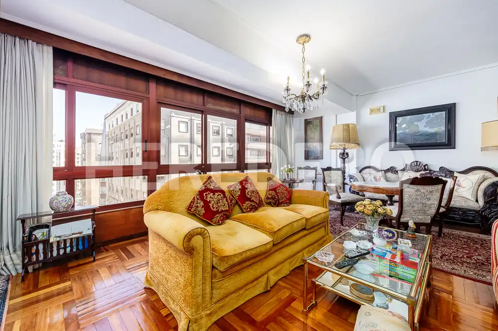 Living room of Flat for sale in Vigo   with Heating, Storage room and Balcony