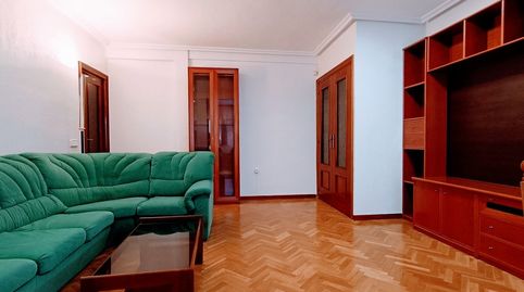 Foto 5 de Piso de alquiler en Manuel Noya, Moscardó, Madrid Capital