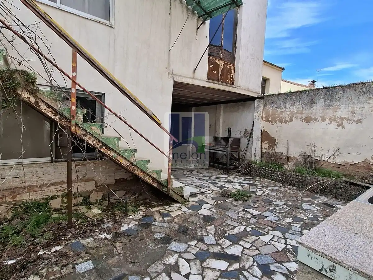 Vista exterior de Casa o chalet en venta en Tardajos con Trastero