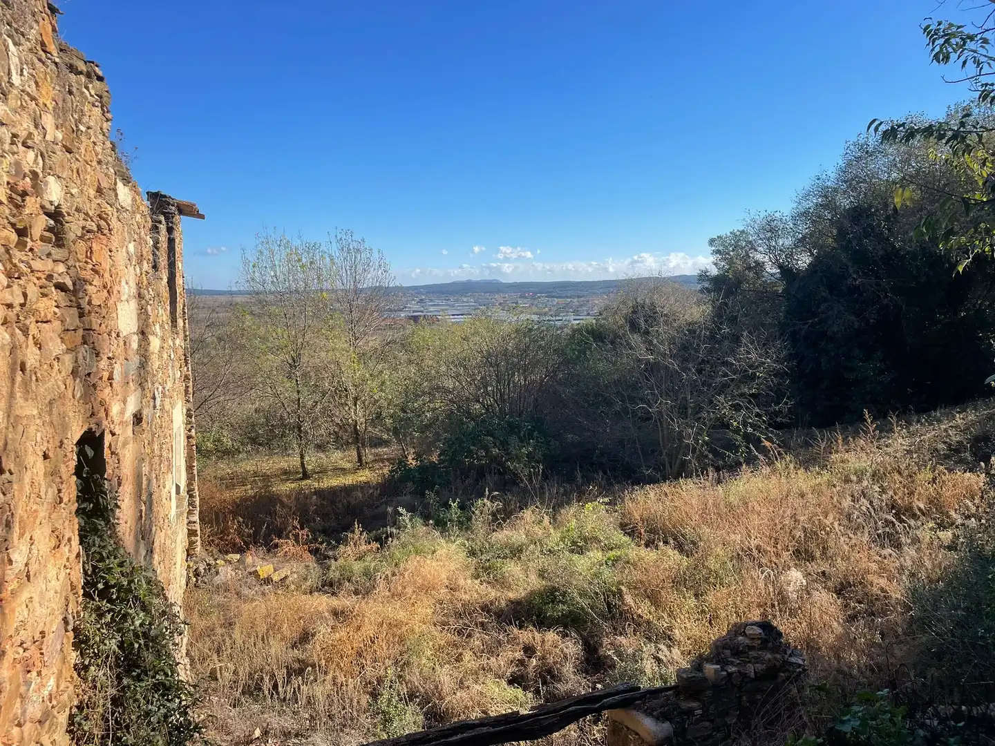 Country house zum Verkauf in Sant Julià de Ramis mit Privatgarten