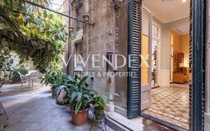 Exterior view of Flat for sale in  Barcelona Capital  with Heating and Terrace