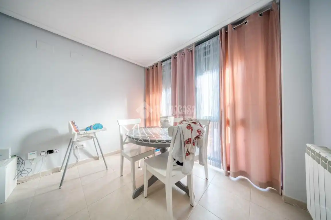 Comedor de Piso en venta en Valladolid con Calefacción y Terraza